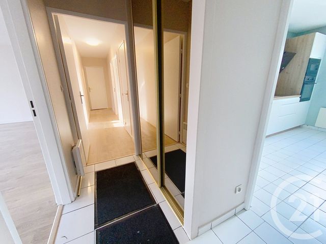 Appartement F4 à louer - 4 pièces - 91.36 m2 - SENLIS - 60 - PICARDIE - Century 21 Agence Saint-Pierre