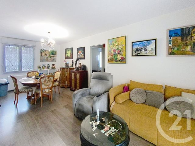 Appartement F3 à vendre - 3 pièces - 63.0 m2 - SENLIS - 60 - PICARDIE - Century 21 Agence Saint-Pierre