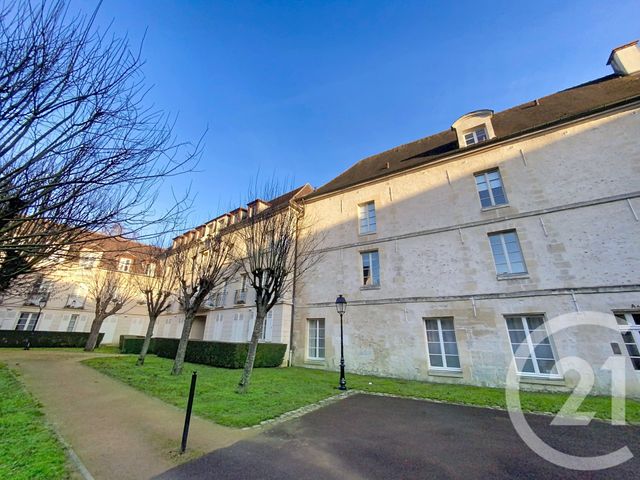 Appartement F1 à vendre - 1 pièce - 25.0 m2 - SENLIS - 60 - PICARDIE - Century 21 Agence Saint-Pierre