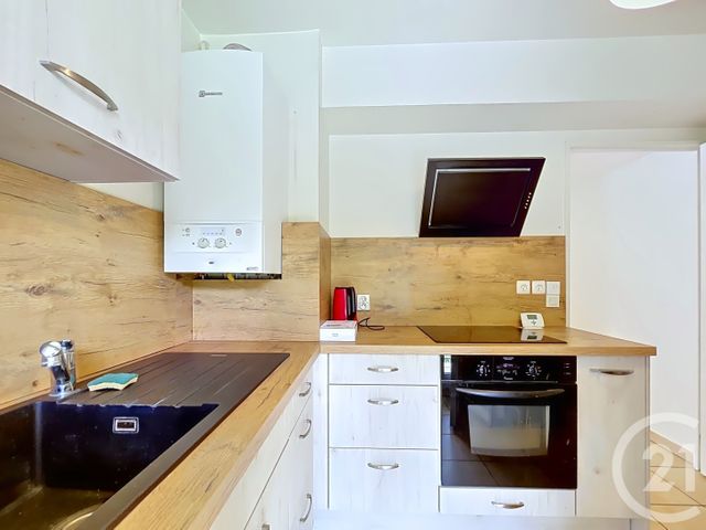 Appartement F3 à vendre - 3 pièces - 59.0 m2 - LA CHAPELLE EN SERVAL - 60 - PICARDIE - Century 21 Agence Saint-Pierre