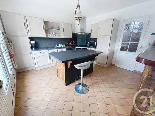 maison à vendre - 8 pièces - 175.0 m2 - ST VAAST DE LONGMONT - 60 - PICARDIE - Century 21 Agence Saint-Pierre