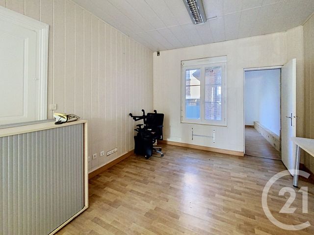 Appartement Local à vendre - 2 pièces - 38.0 m2 - SENLIS - 60 - PICARDIE - Century 21 Agence Saint-Pierre
