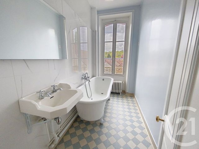 maison à louer - 8 pièces - 163.16 m2 - SENLIS - 60 - PICARDIE - Century 21 Agence Saint-Pierre