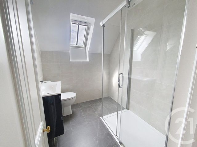 maison à louer - 8 pièces - 163.16 m2 - SENLIS - 60 - PICARDIE - Century 21 Agence Saint-Pierre