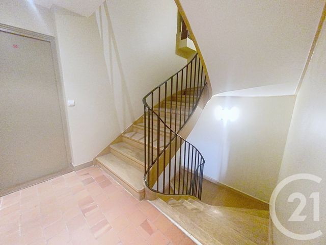 Appartement F3 à louer - 3 pièces - 84.12 m2 - SENLIS - 60 - PICARDIE - Century 21 Agence Saint-Pierre