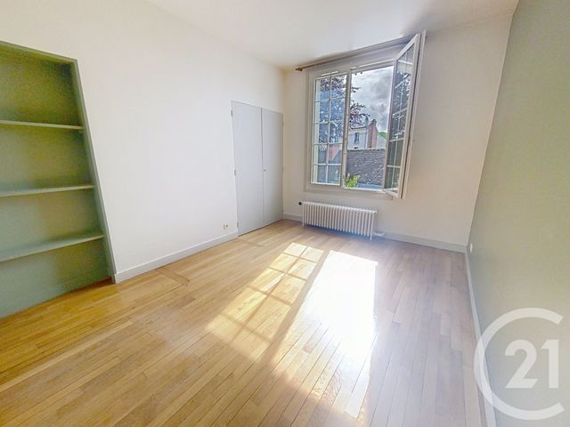 Appartement F4 à louer - 4 pièces - 96.05 m2 - SENLIS - 60 - PICARDIE - Century 21 Agence Saint-Pierre