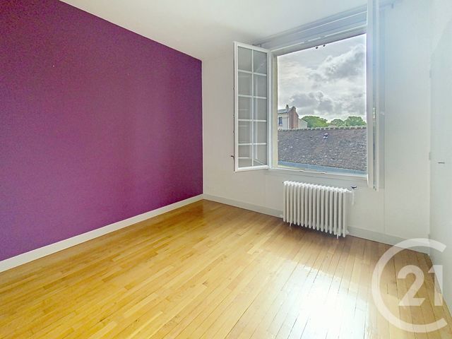 Appartement F4 à louer - 4 pièces - 96.05 m2 - SENLIS - 60 - PICARDIE - Century 21 Agence Saint-Pierre