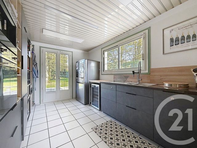 maison à vendre - 4 pièces - 196.36 m2 - HEMEVILLERS - 60 - PICARDIE - Century 21 Agence Saint-Pierre