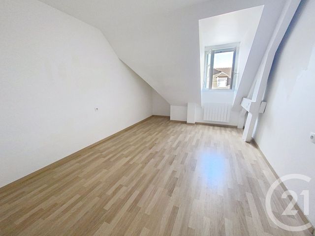 Appartement Duplex à vendre - 4 pièces - 75.81 m2 - SENLIS - 60 - PICARDIE - Century 21 Agence Saint-Pierre