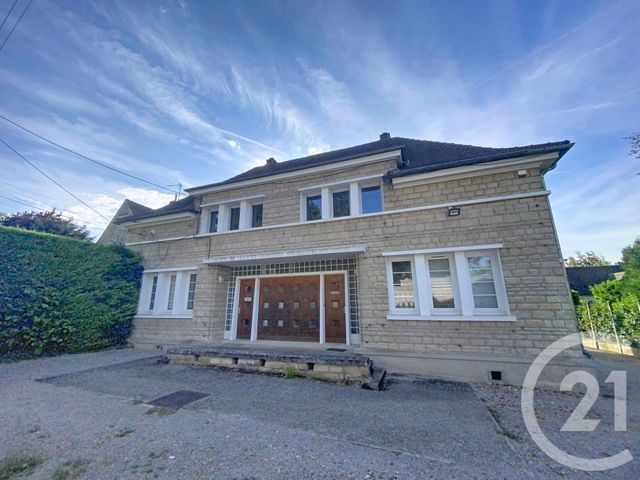 Appartement F4 à louer - 4 pièces - 130.86 m2 - SENLIS - 60 - PICARDIE - Century 21 Agence Saint-Pierre