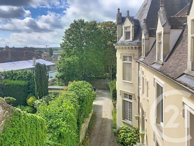 Appartement F2 à vendre - 2 pièces - 51.35 m2 - SENLIS - 60 - PICARDIE - Century 21 Agence Saint-Pierre