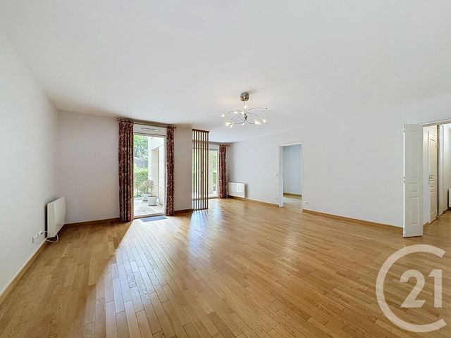 Appartement T4 à vendre - 5 pièces - 100.0 m2 - SENLIS - 60 - PICARDIE - Century 21 Agence Saint-Pierre