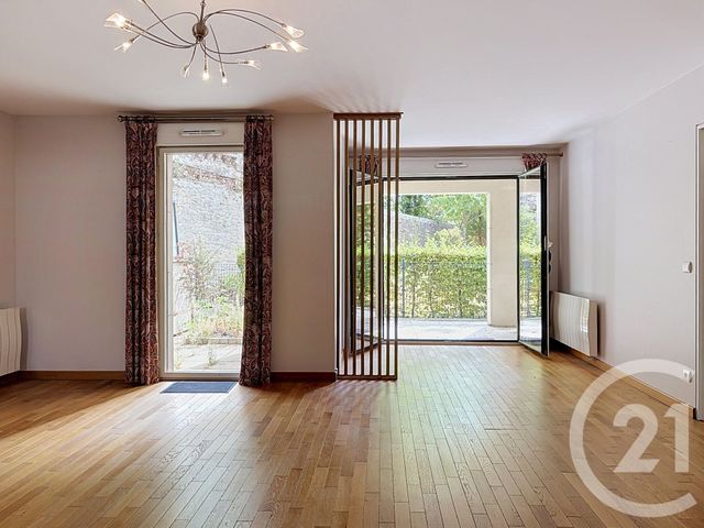 Appartement T4 à vendre - 5 pièces - 100.0 m2 - SENLIS - 60 - PICARDIE - Century 21 Agence Saint-Pierre