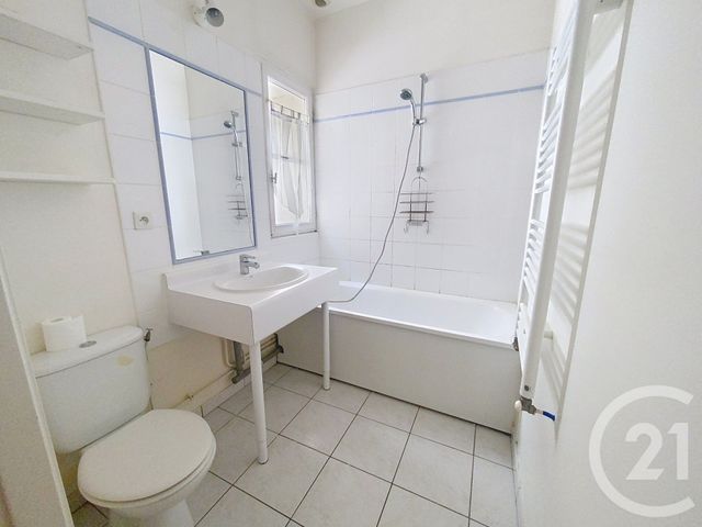 Appartement Duplex à louer - 4 pièces - 103.9 m2 - SENLIS - 60 - PICARDIE - Century 21 Agence Saint-Pierre