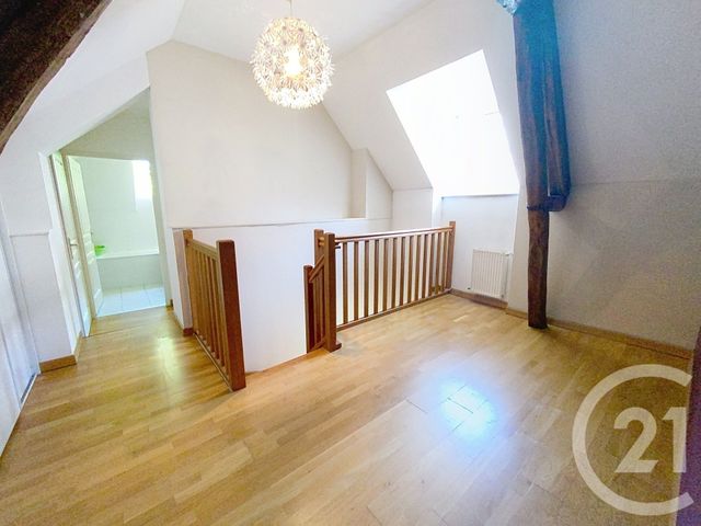 Appartement Duplex à louer - 4 pièces - 103.9 m2 - SENLIS - 60 - PICARDIE - Century 21 Agence Saint-Pierre