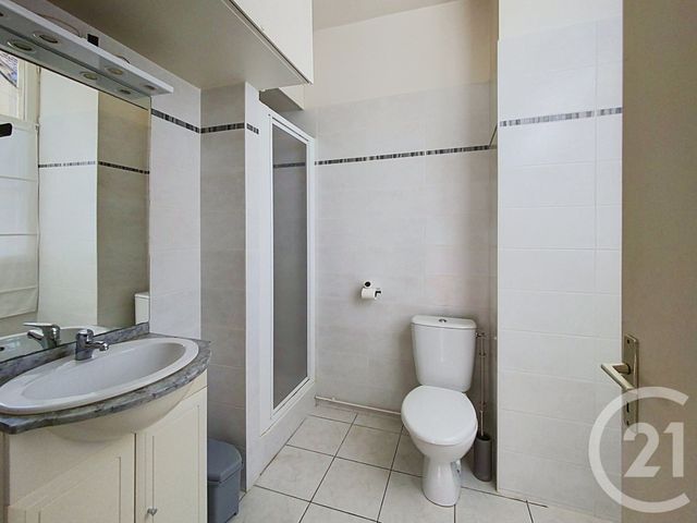 Appartement Studio à louer - 1 pièce - 29.0 m2 - SENLIS - 60 - PICARDIE - Century 21 Agence Saint-Pierre