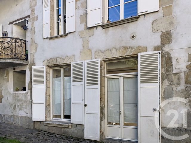 Appartement Studio à louer - 1 pièce - 29.0 m2 - SENLIS - 60 - PICARDIE - Century 21 Agence Saint-Pierre