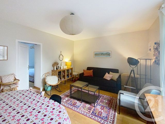 Appartement F3 à louer - 3 pièces - 57.0 m2 - SENLIS - 60 - PICARDIE - Century 21 Agence Saint-Pierre