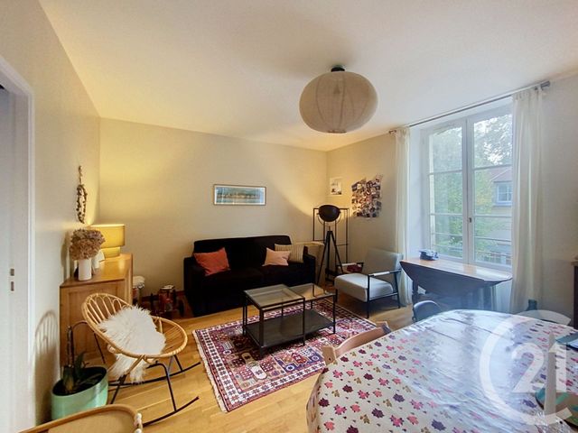 Appartement F3 à louer - 3 pièces - 57.0 m2 - SENLIS - 60 - PICARDIE - Century 21 Agence Saint-Pierre