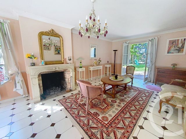maison à vendre - 6 pièces - 136.0 m2 - VILLERS ST FRAMBOURG - 60 - PICARDIE - Century 21 Agence Saint-Pierre