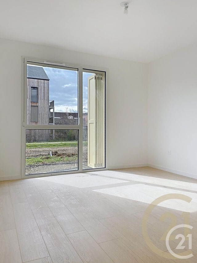 Appartement F4 à vendre - 4 pièces - 80.85 m2 - SENLIS - 60 - PICARDIE - Century 21 Agence Saint-Pierre