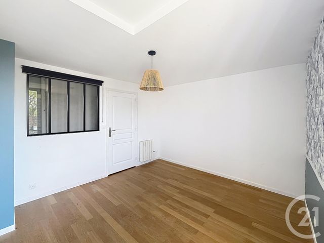 Afficher la photo en grand maison à vendre - 6 pièces - 142.0 m2 - LE MEUX - 60 - PICARDIE - Century 21 Agence Saint-Pierre