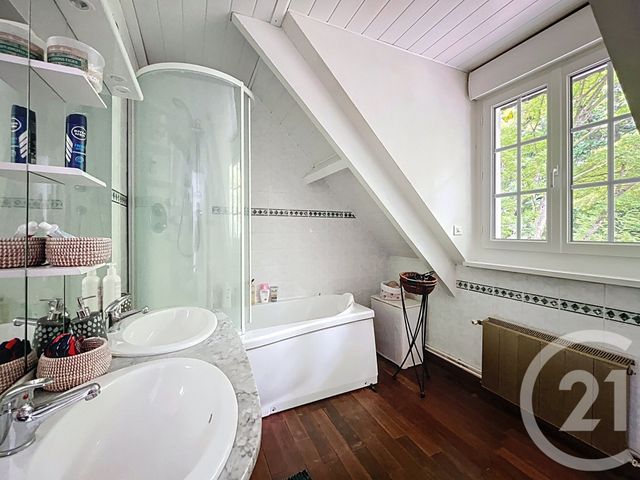 Afficher la photo en grand maison à vendre - 8 pièces - 338.0 m2 - VILLERS SUR COUDUN - 60 - PICARDIE - Century 21 Agence Saint-Pierre