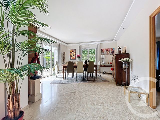 Afficher la photo en grand maison à vendre - 8 pièces - 338.0 m2 - VILLERS SUR COUDUN - 60 - PICARDIE - Century 21 Agence Saint-Pierre