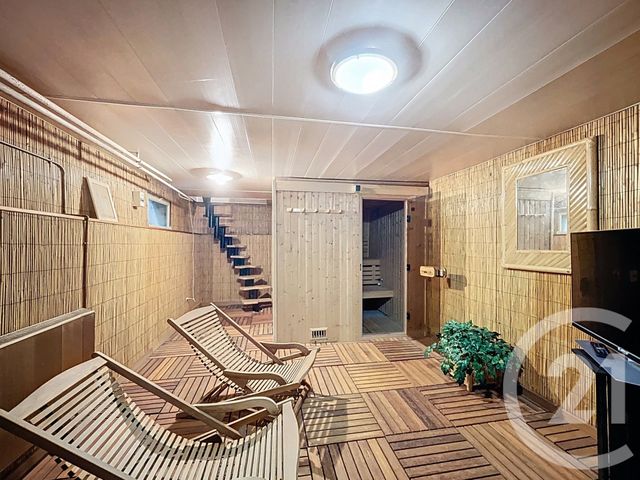 Afficher la photo en grand maison à vendre - 8 pièces - 338.0 m2 - VILLERS SUR COUDUN - 60 - PICARDIE - Century 21 Agence Saint-Pierre