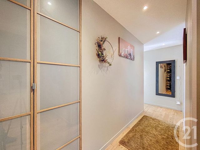 Appartement F5 à vendre - 5 pièces - 121.56 m2 - SENLIS - 60 - PICARDIE - Century 21 Agence Saint-Pierre