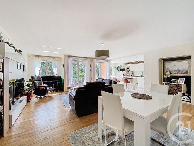 Appartement F5 à vendre - 5 pièces - 121.56 m2 - SENLIS - 60 - PICARDIE - Century 21 Agence Saint-Pierre