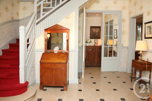 Afficher la photo en grand maison à vendre - 10 pièces - 245.0 m2 - SENLIS - 60 - PICARDIE - Century 21 Agence Saint-Pierre