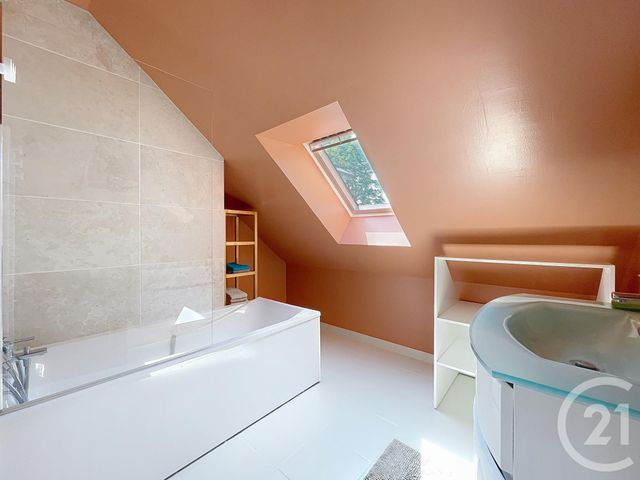 maison à vendre - 7 pièces - 135.05 m2 - LACROIX ST OUEN - 60 - PICARDIE - Century 21 Agence Saint-Pierre