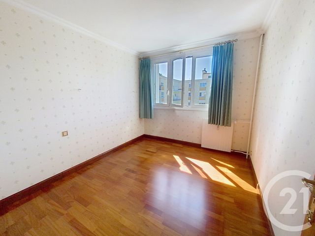 Appartement F3 bis à louer - 4 pièces - 72.27 m2 - SENLIS - 60 - PICARDIE - Century 21 Agence Saint-Pierre