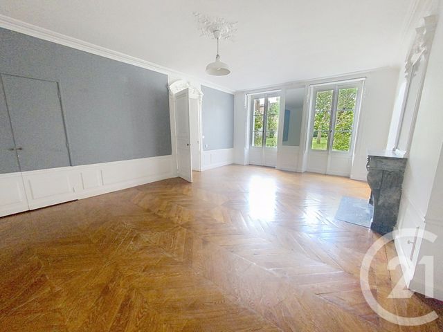 maison à louer - 8 pièces - 164.69 m2 - SENLIS - 60 - PICARDIE - Century 21 Agence Saint-Pierre