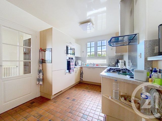 Afficher la photo en grand maison à vendre - 9 pièces - 160.0 m2 - VILLERS ST FRAMBOURG - 60 - PICARDIE - Century 21 Agence Saint-Pierre