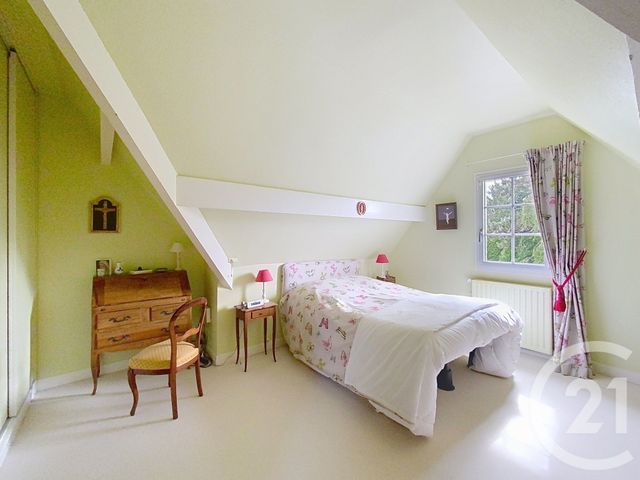 Afficher la photo en grand maison à vendre - 9 pièces - 160.0 m2 - VILLERS ST FRAMBOURG - 60 - PICARDIE - Century 21 Agence Saint-Pierre