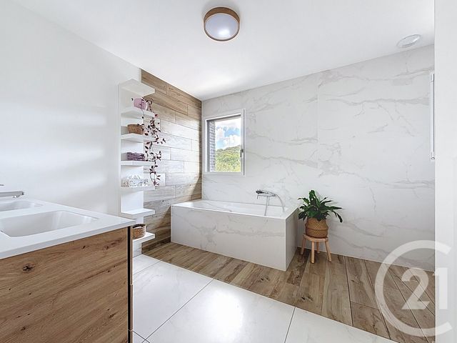 Afficher la photo en grand maison à vendre - 5 pièces - 188.8 m2 - VILLERS SUR COUDUN - 60 - PICARDIE - Century 21 Agence Saint-Pierre