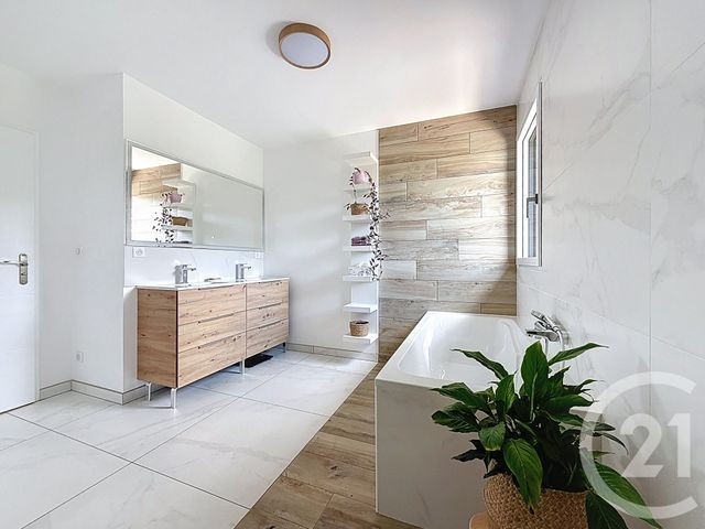 Afficher la photo en grand maison à vendre - 5 pièces - 188.8 m2 - VILLERS SUR COUDUN - 60 - PICARDIE - Century 21 Agence Saint-Pierre