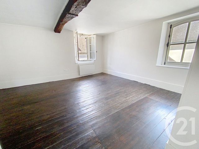 Appartement F3 à vendre - 3 pièces - 61.74 m2 - SENLIS - 60 - PICARDIE - Century 21 Agence Saint-Pierre