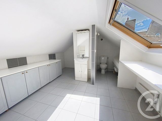 Appartement F3 à vendre - 3 pièces - 61.74 m2 - SENLIS - 60 - PICARDIE - Century 21 Agence Saint-Pierre