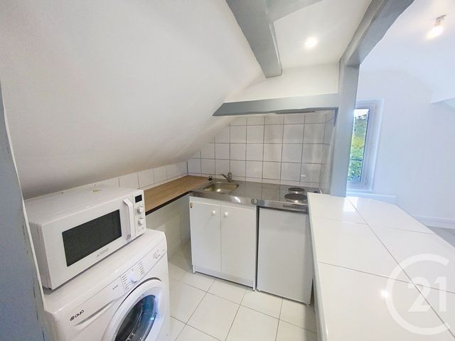 Appartement Studio à louer - 1 pièce - 18.0 m2 - SENLIS - 60 - PICARDIE - Century 21 Agence Saint-Pierre