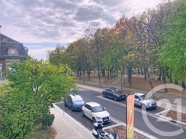 Appartement Studio à louer - 1 pièce - 18.0 m2 - SENLIS - 60 - PICARDIE - Century 21 Agence Saint-Pierre