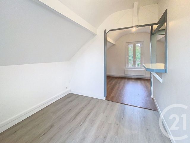 Appartement Studio à louer - 1 pièce - 18.0 m2 - SENLIS - 60 - PICARDIE - Century 21 Agence Saint-Pierre