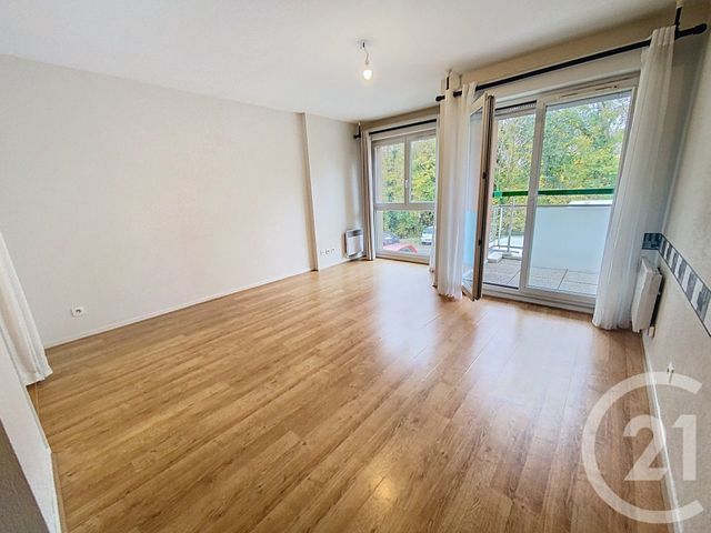 Appartement Studio à louer - 1 pièce - 27.0 m2 - SENLIS - 60 - PICARDIE - Century 21 Agence Saint-Pierre