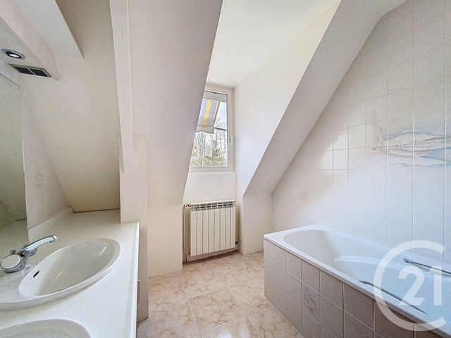 maison à vendre - 6 pièces - 158.0 m2 - MORTEFONTAINE - 60 - PICARDIE - Century 21 Agence Saint-Pierre