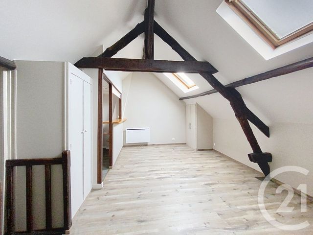 Appartement à vendre - 2 pièces - 28.0 m2 - SENLIS - 60 - PICARDIE - Century 21 Agence Saint-Pierre