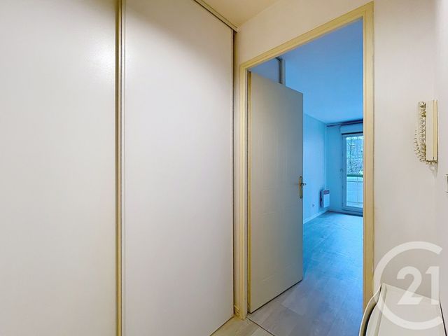 Appartement F1 à vendre - 1 pièce - 24.0 m2 - SENLIS - 60 - PICARDIE - Century 21 Agence Saint-Pierre